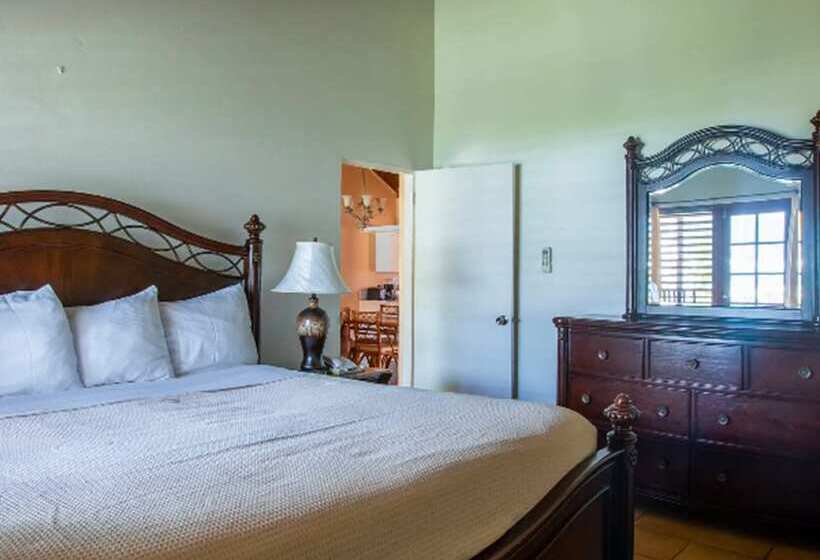 Village Cay Hotel And Marina