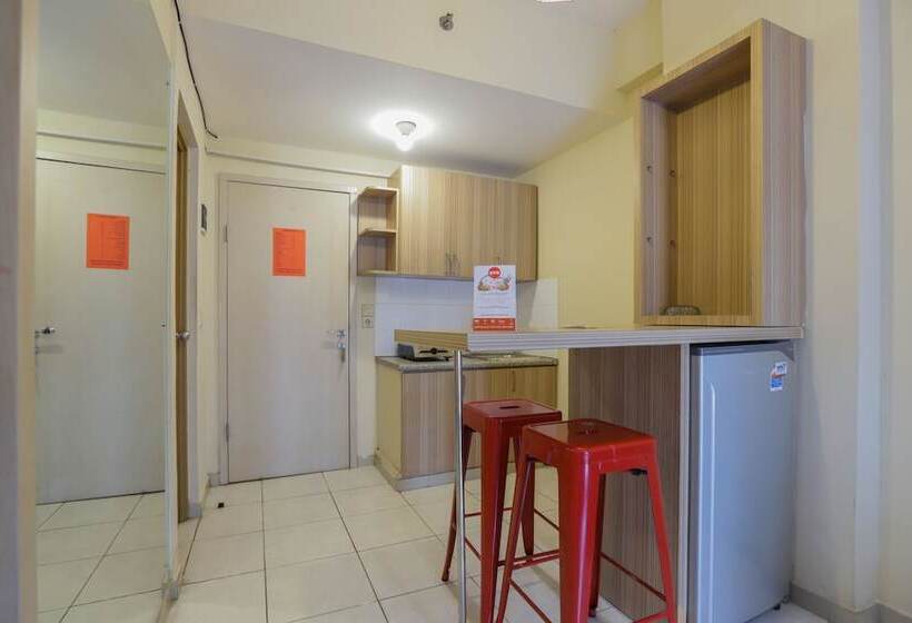 Lauv Room Grand Centerpoint By Oyo Rooms