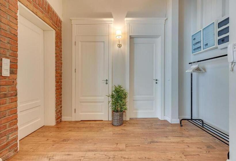 Lion Apartments   Scandi Love Ii