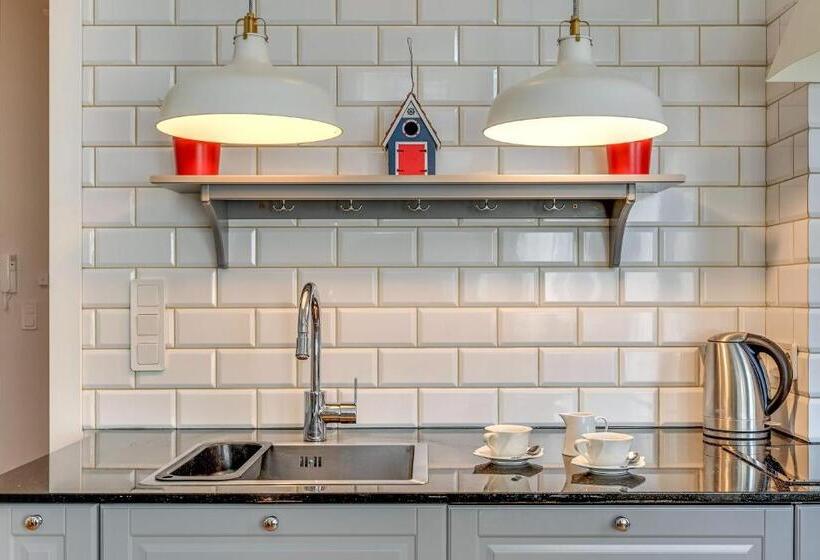 Lion Apartments   Scandi Love Ii