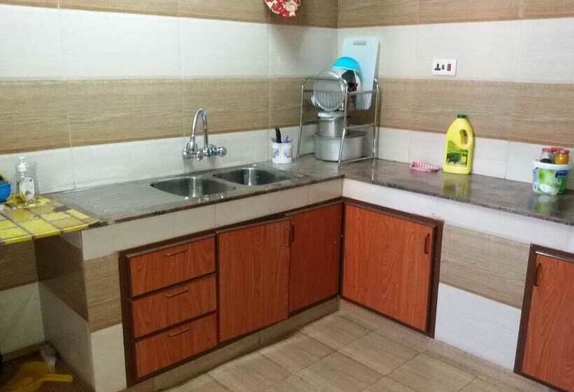 پانسیون Alborz