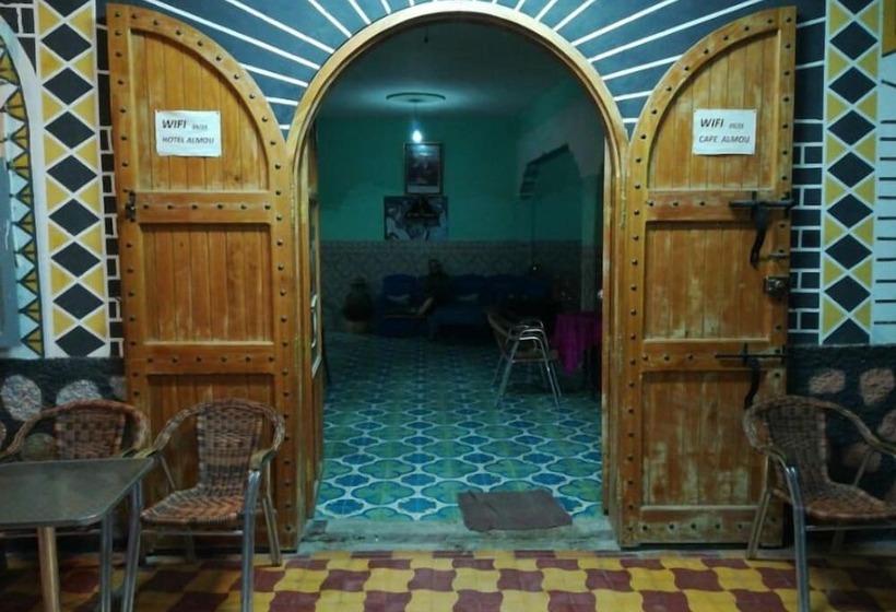 پانسیون Auberge Almou