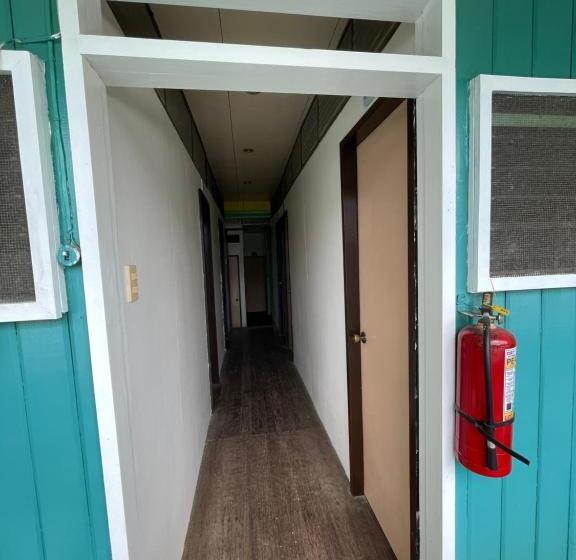 پانسیون Austrias Guest House