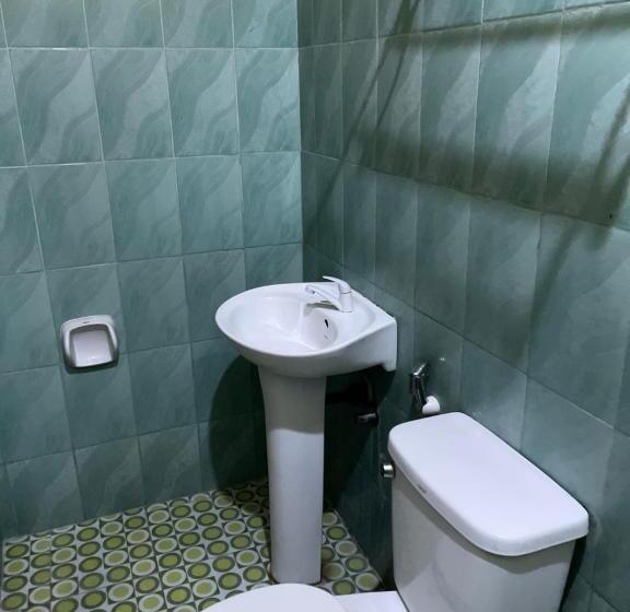 پانسیون Austrias Guest House