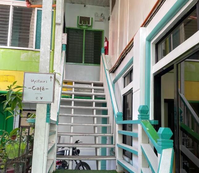 پانسیون Austrias Guest House