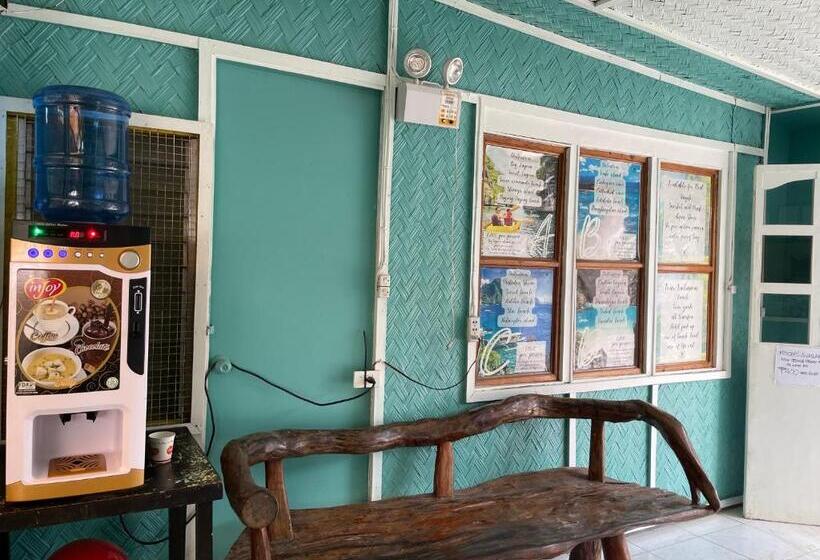 پانسیون Austrias Guest House