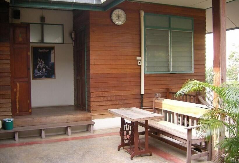 ペンション Ayutthaya Place