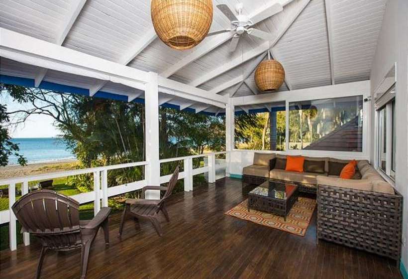 بنسيون Casa Caricaco