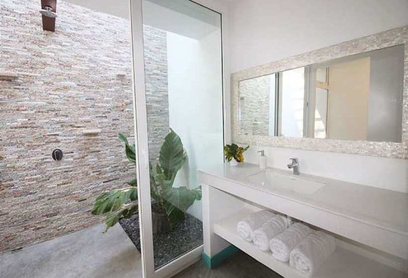 بنسيون Casa Caricaco