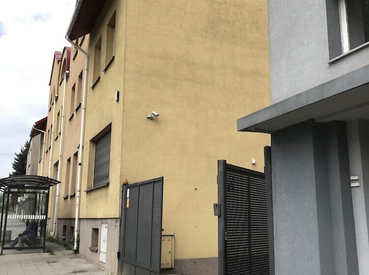 ペンション Clarus Mons Studio