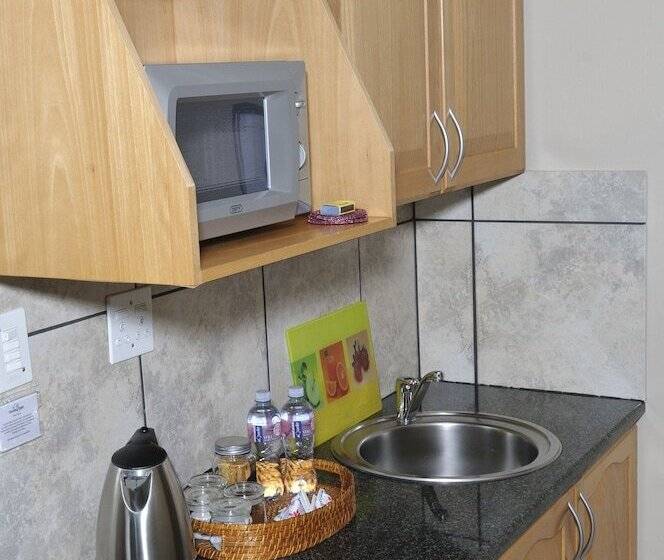 بنسيون Country Park