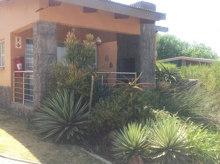 بنسيون Country Park