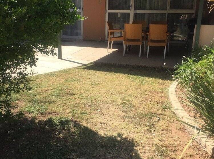 بنسيون Country Park