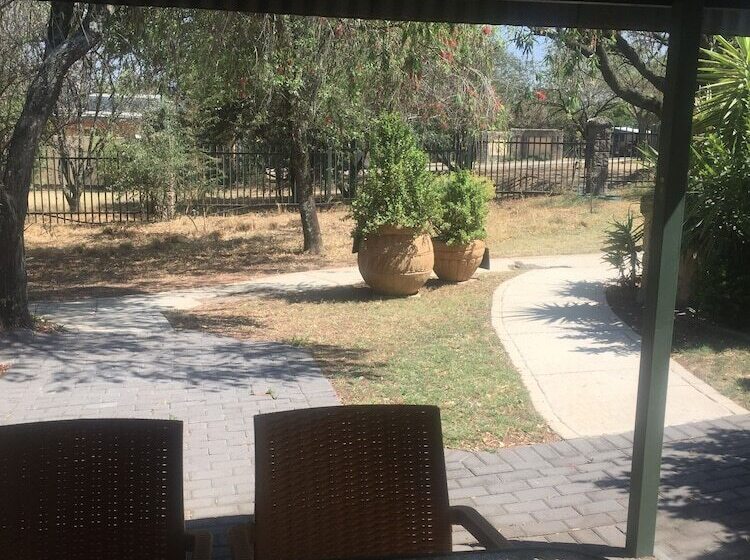 بنسيون Country Park