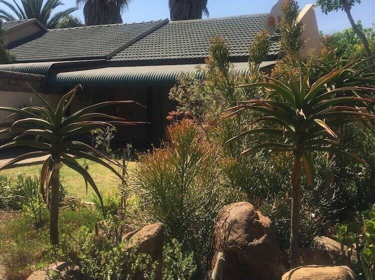 بنسيون Country Park