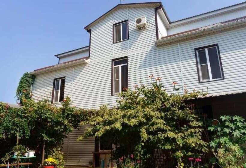 پانسیون Domik U Morya