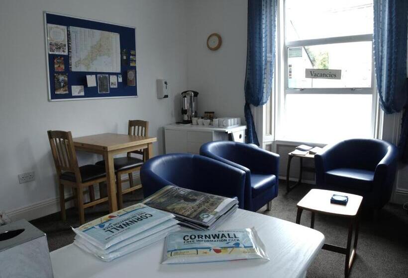 بنسيون Elnor Guest House