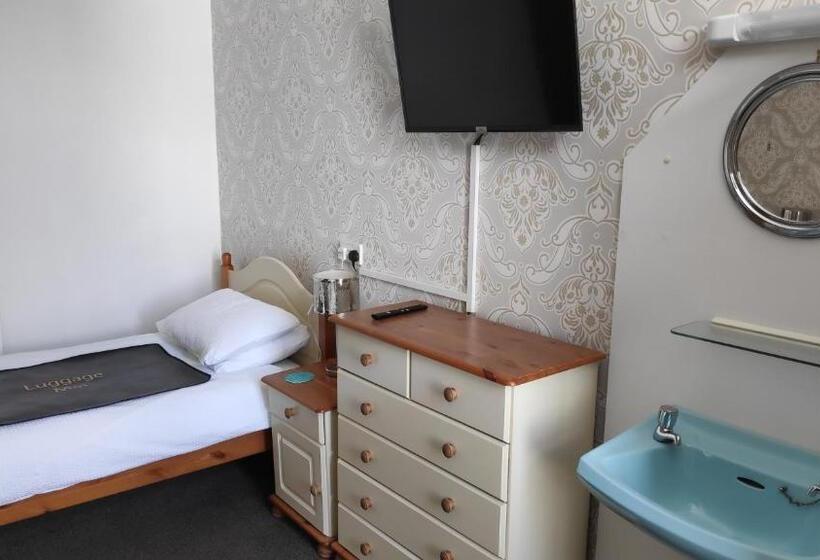 بنسيون Elnor Guest House