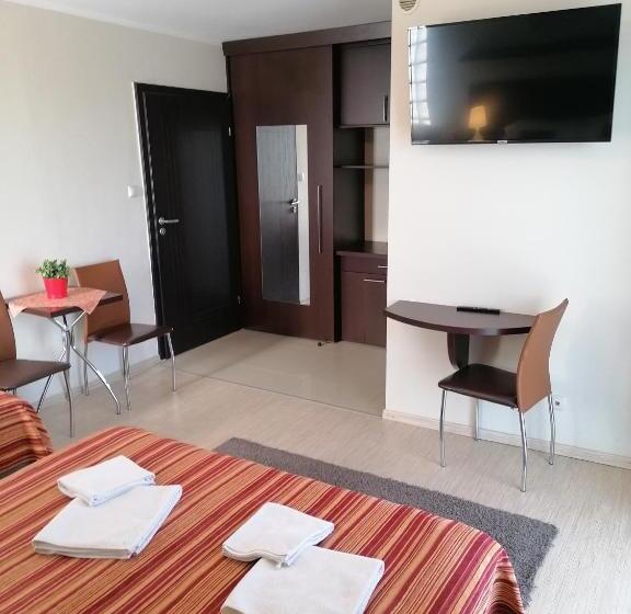 پانسیون Eurybia