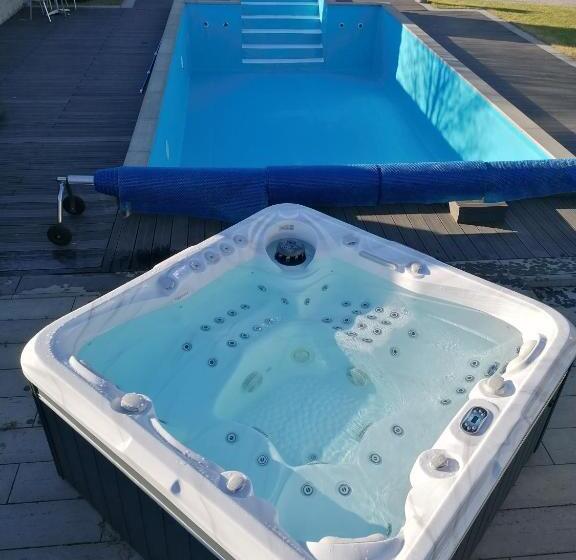 پانسیون Eurybia