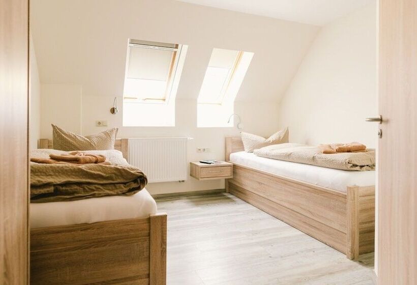 펜션 Gasthaus Zum Bergwitzsee