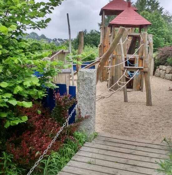 ペンション Gästehaus Am Adlerfelsen