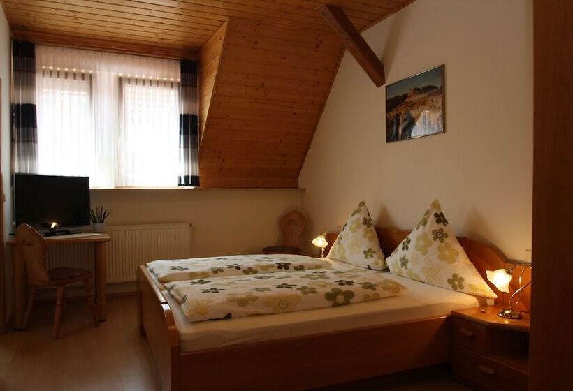 פנסיון Gästehaus Bourdy