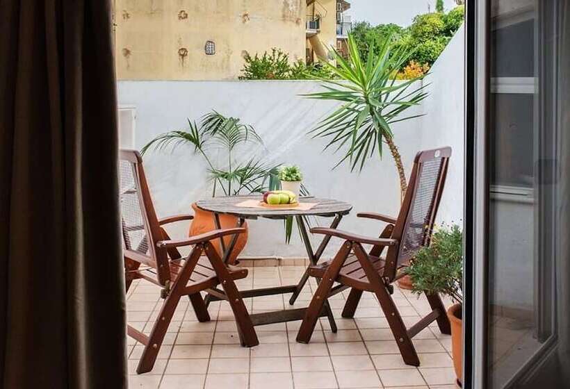 Пансион Moraitis Mansion