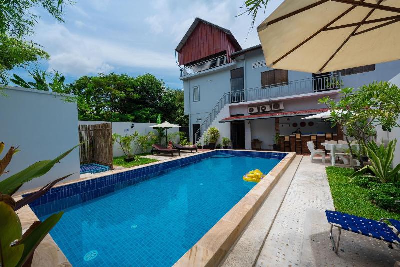 پانسیون Nika's House