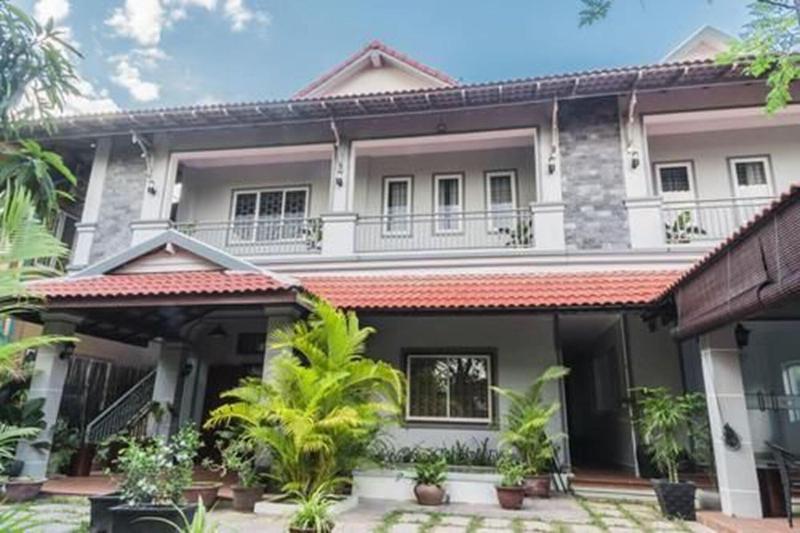 پانسیون Nika's House