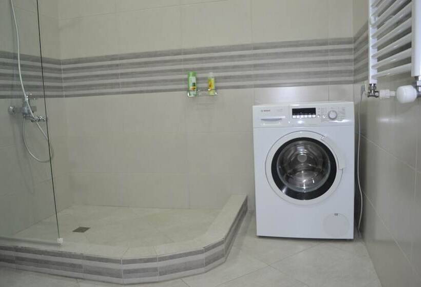 پانسیون Old Gate