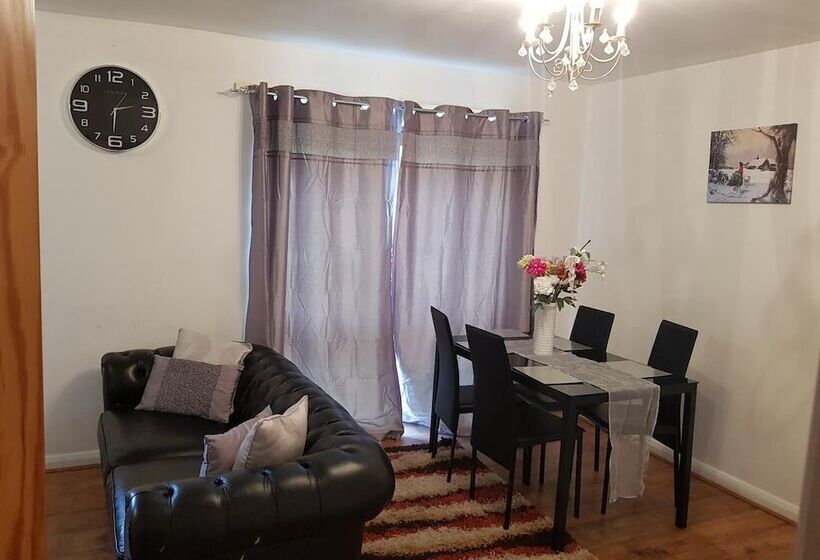 ペンション Oxford Imperial Guest House