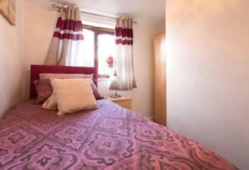 ペンション Oxford Imperial Guest House