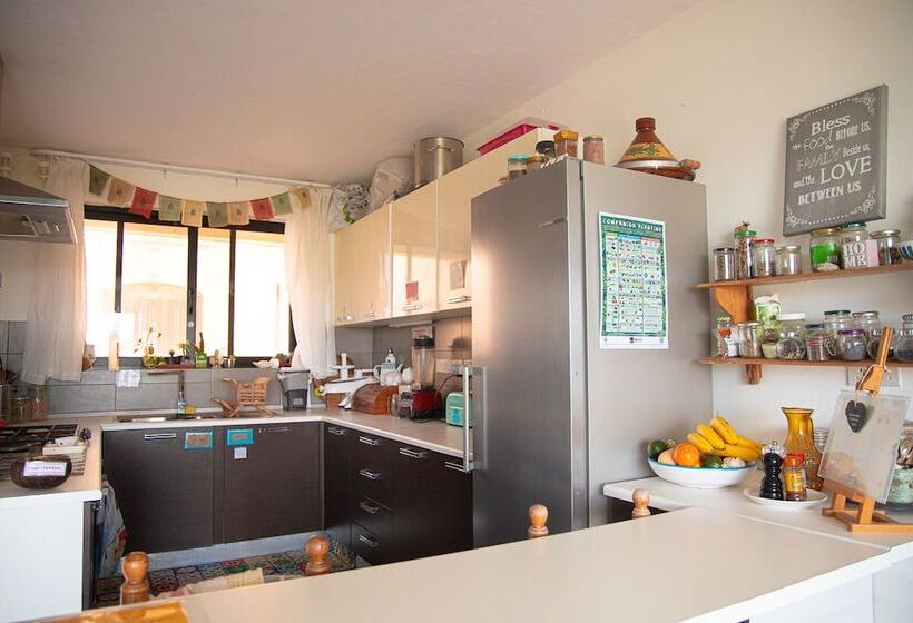 پانسیون Paradise Gardens