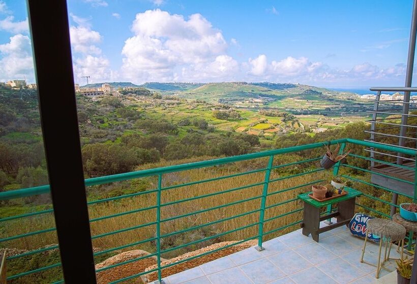 پانسیون Paradise Gardens