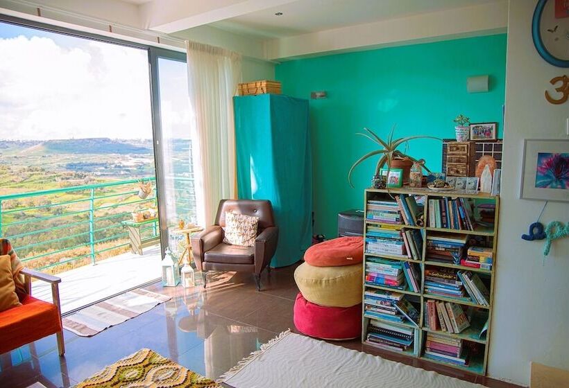 پانسیون Paradise Gardens