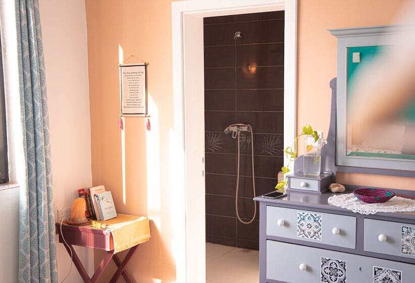 پانسیون Paradise Gardens