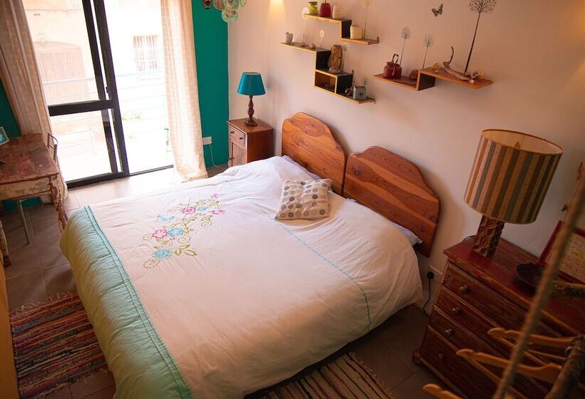 پانسیون Paradise Gardens