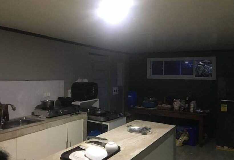 پانسیون Phuenics De Galera