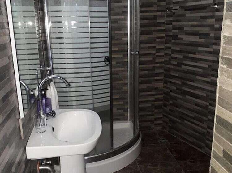 پانسیون Phuenics De Galera