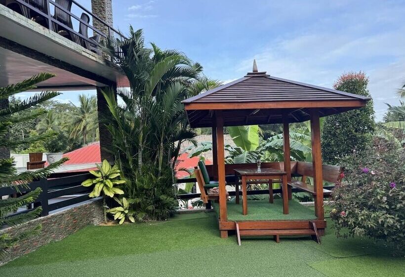 پانسیون Phuenics De Galera