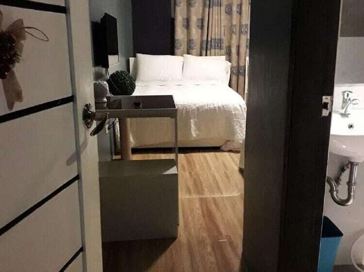 پانسیون Phuenics De Galera