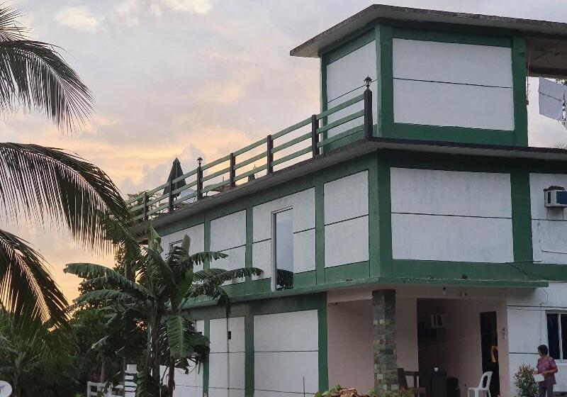 پانسیون Phuenics De Galera