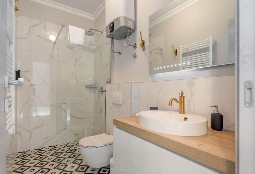 بنسيون Piano Suites