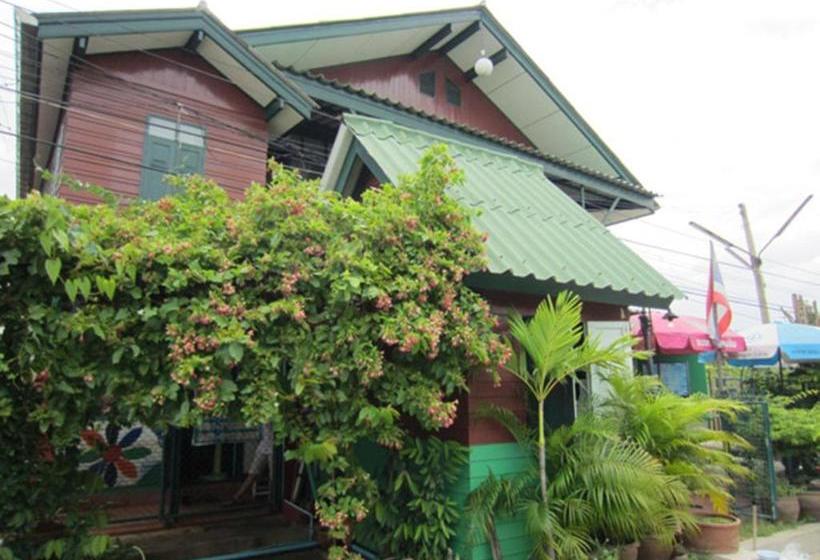 بنسيون San Sook Place Guest House