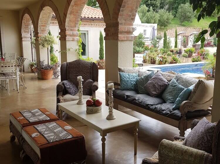 פנסיון Sandmartins