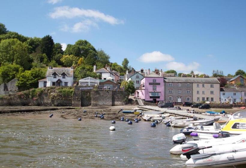 پانسیون St Elmo House