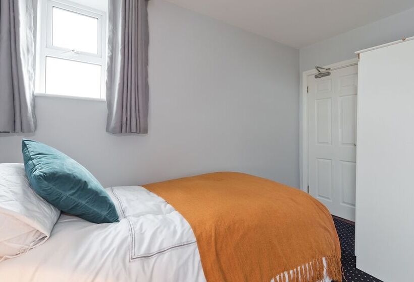 Пансион The Hatch Cavan