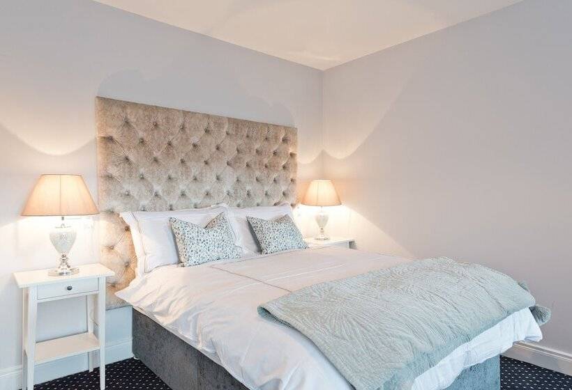 Пансион The Hatch Cavan