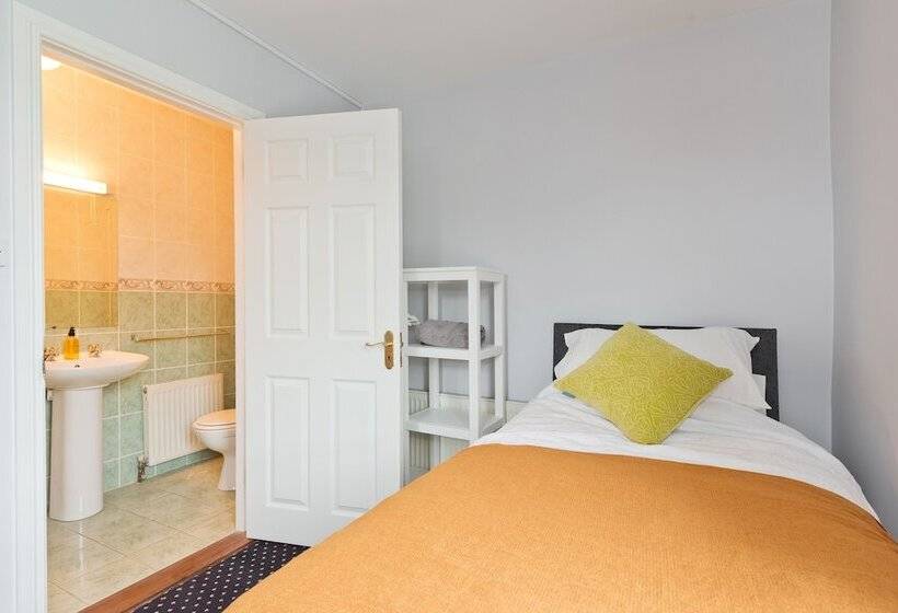 Пансион The Hatch Cavan